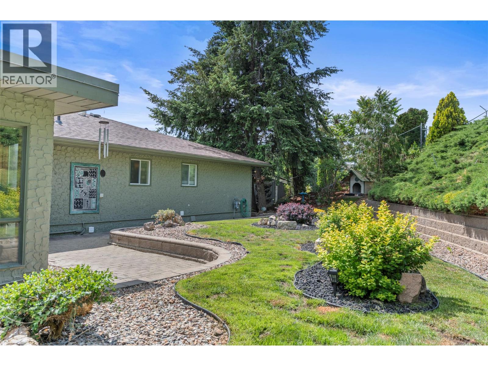 9015 Russet Drive - 95