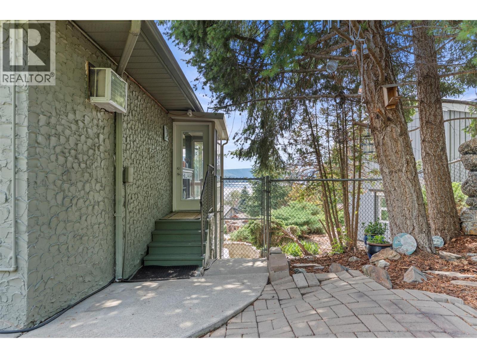 9015 Russet Drive - 97