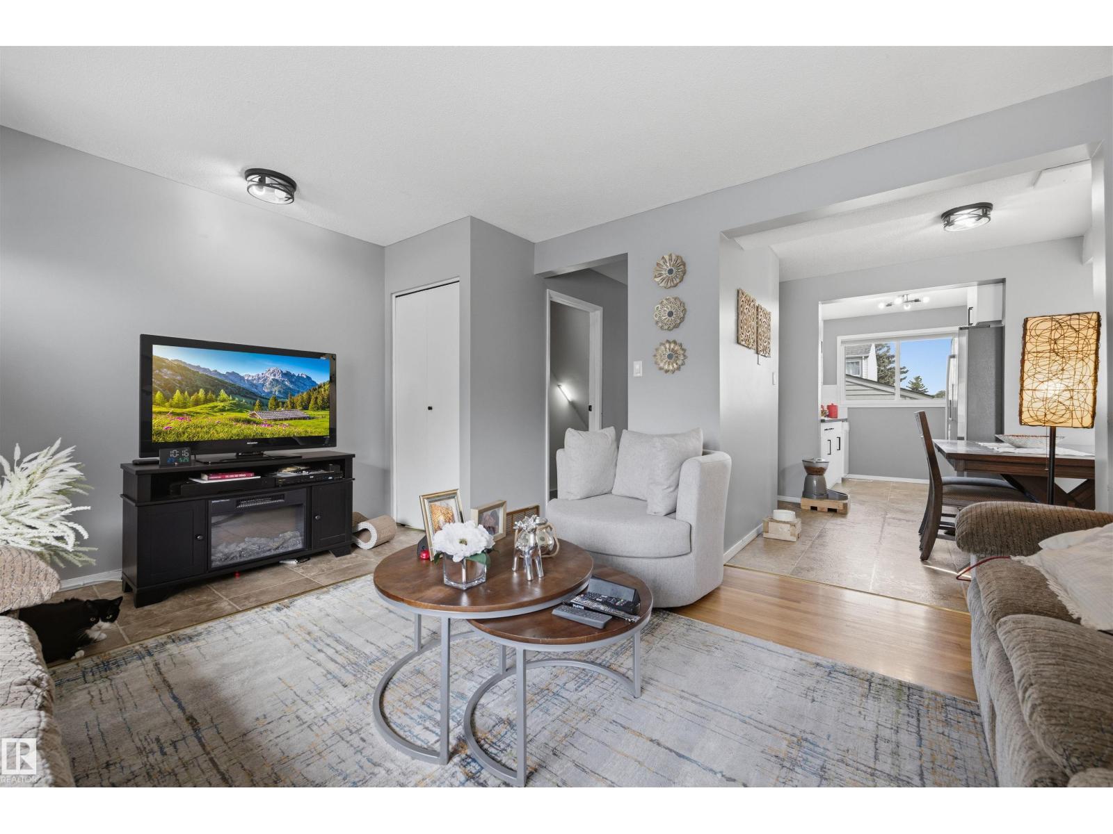 243 DICKINSFIELD CT NW — photo 9