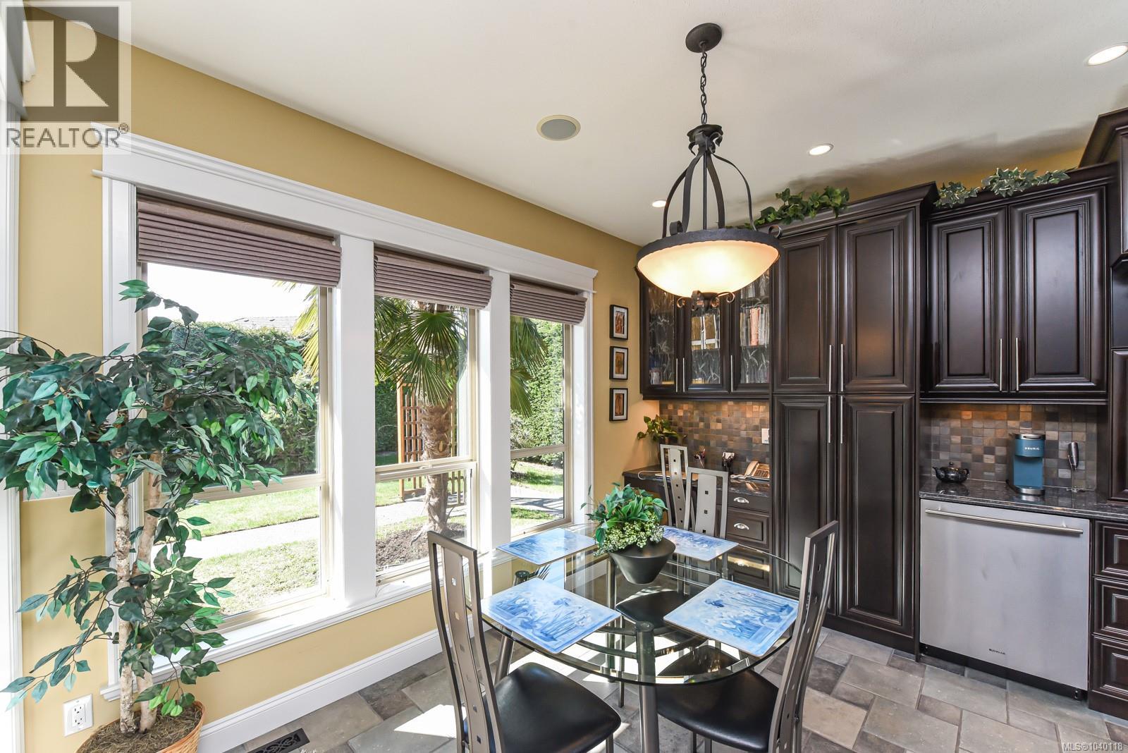 1477 Crown Isle Dr - 25