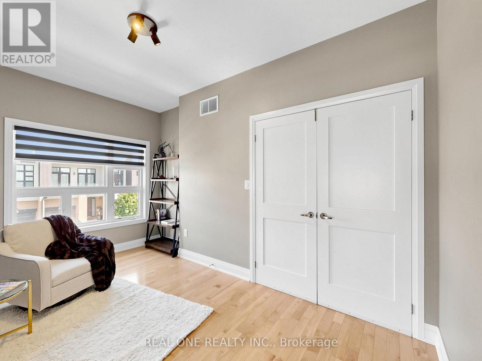 85 CAUSLAND LANE - 26