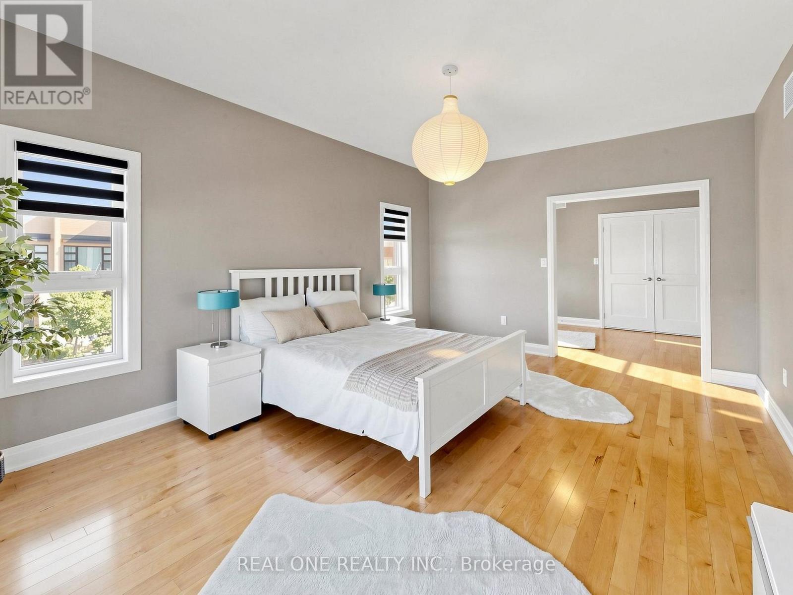 85 CAUSLAND LANE - 28