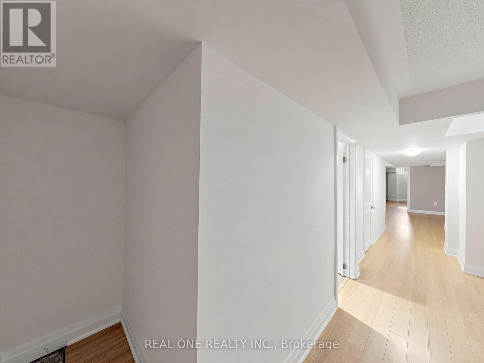 85 CAUSLAND LANE - 45