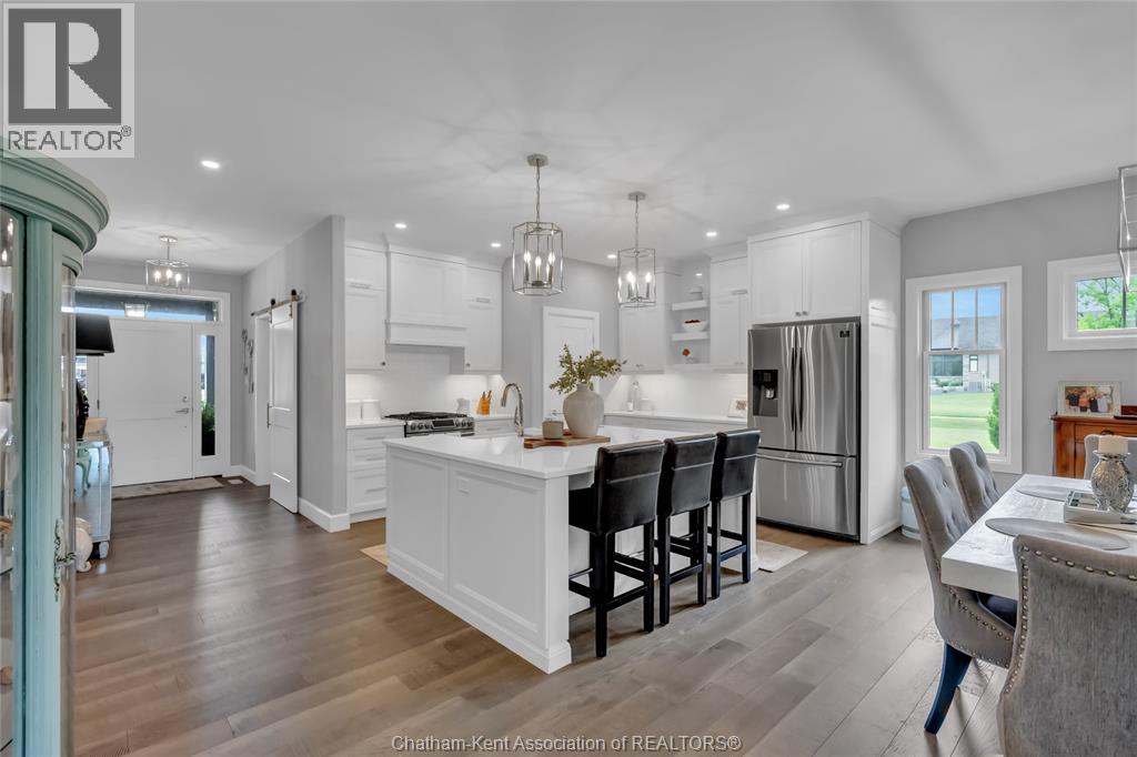 21267 Adams CRESCENT - 19