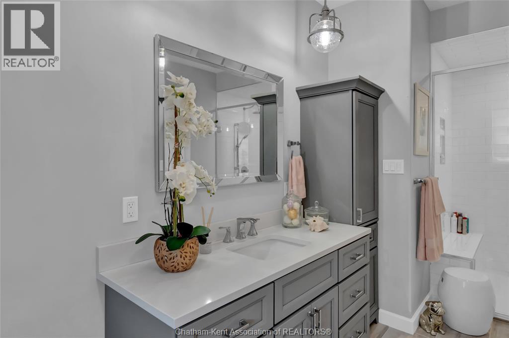 21267 Adams CRESCENT - 39