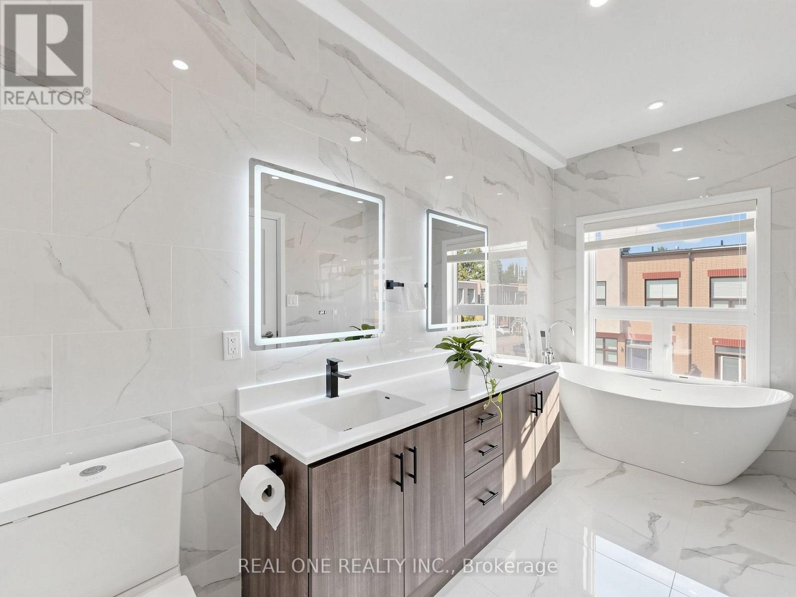 85 CAUSLAND LANE - 33