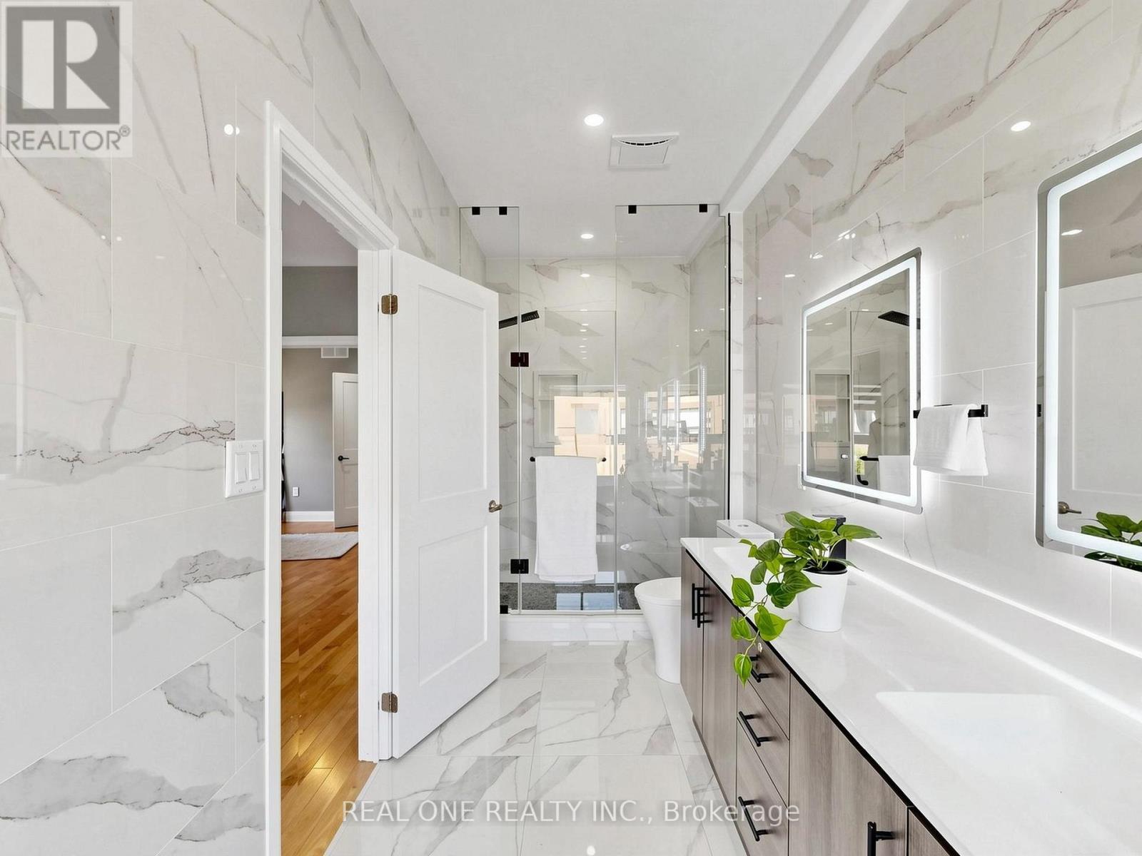 85 CAUSLAND LANE - 34