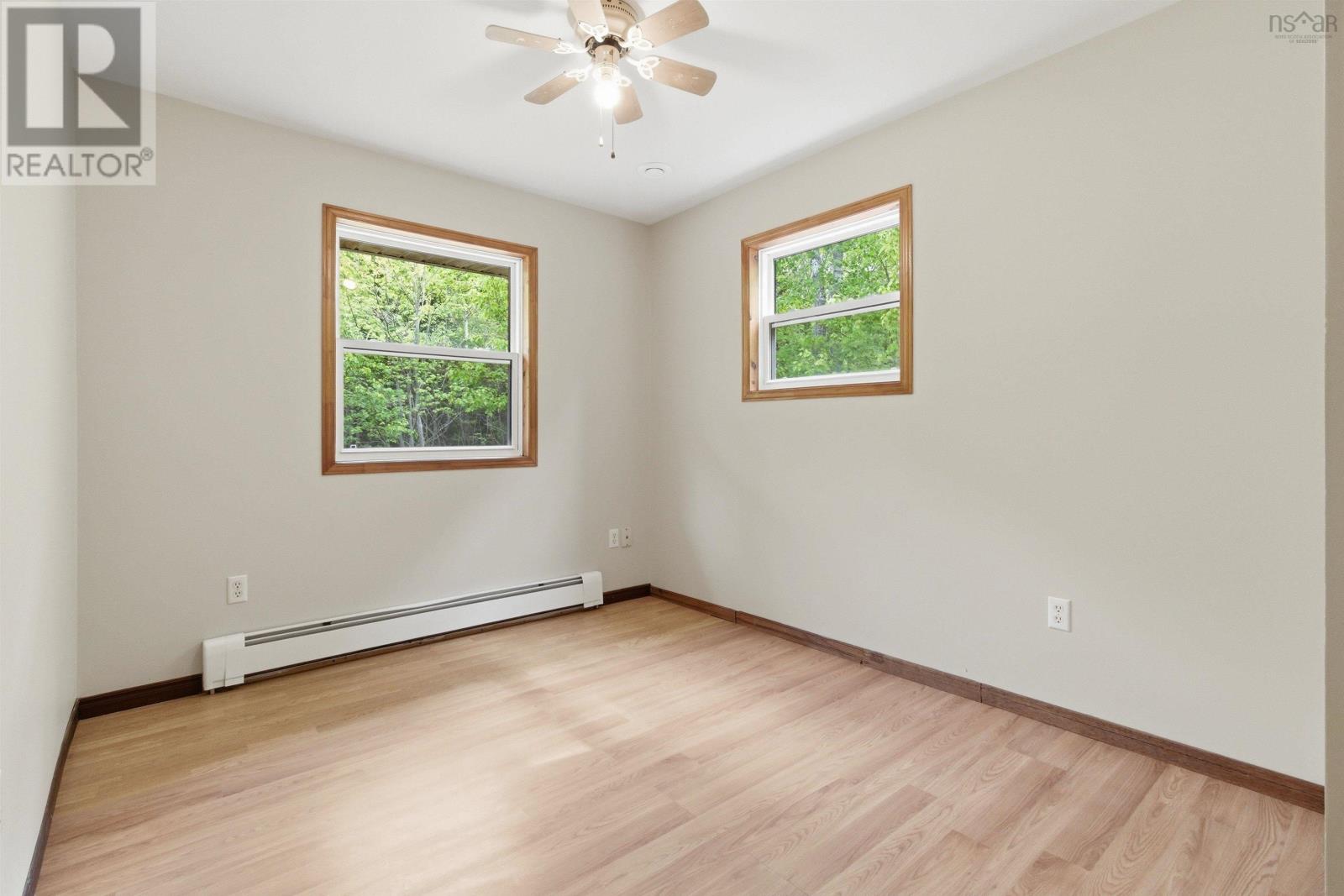 Property 23 of 40 of 979 Walker Road