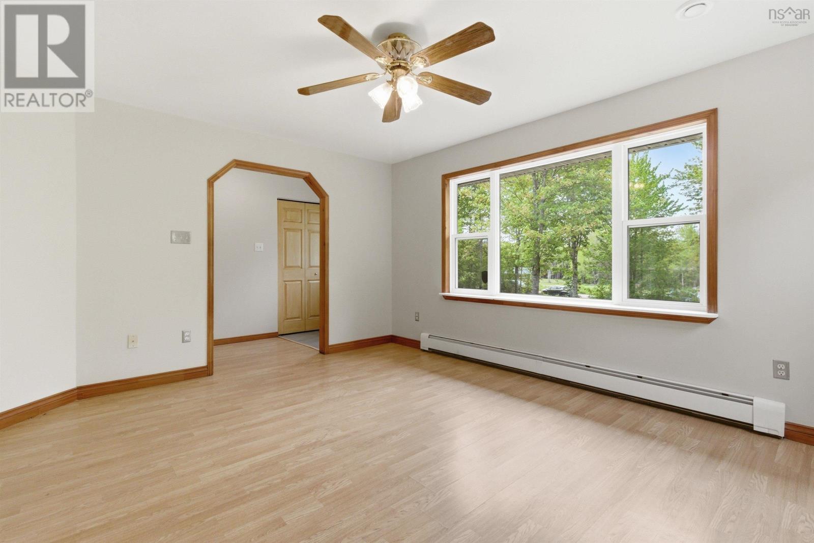 Property 7 of 40 of 979 Walker Road