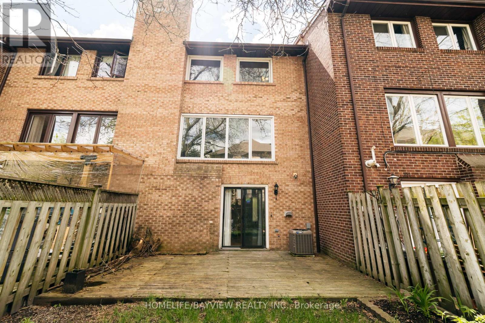 17 STONEHAM ROAD - 35