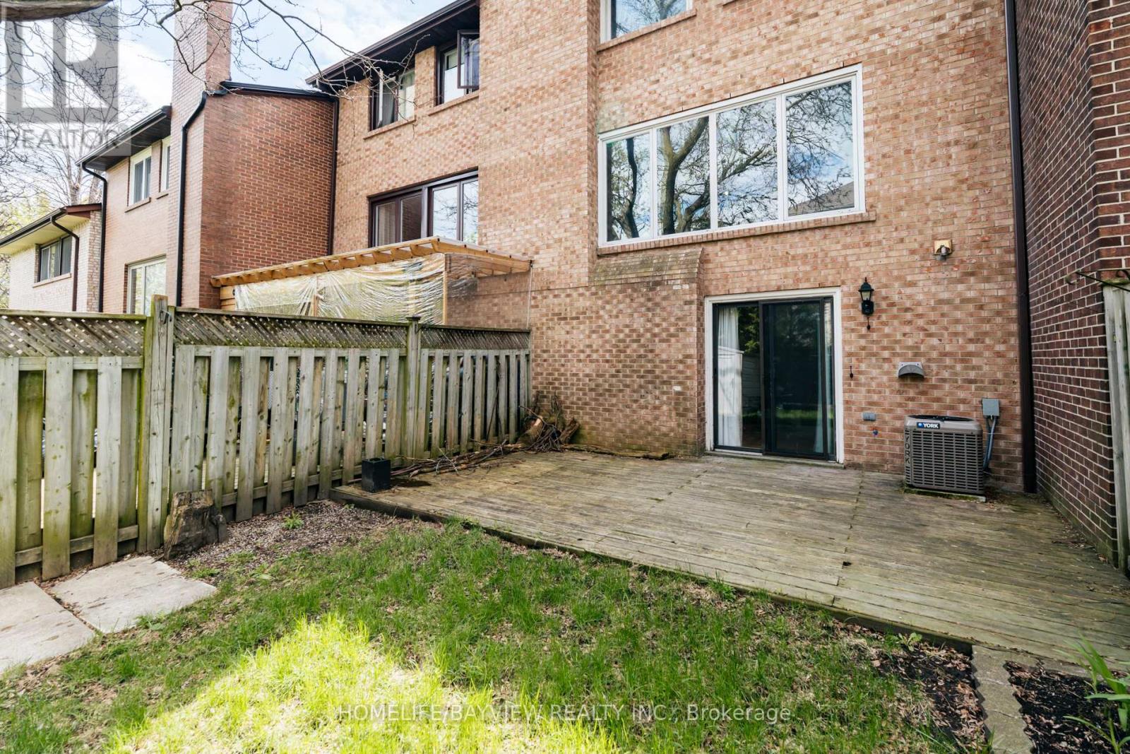 17 STONEHAM ROAD - 36