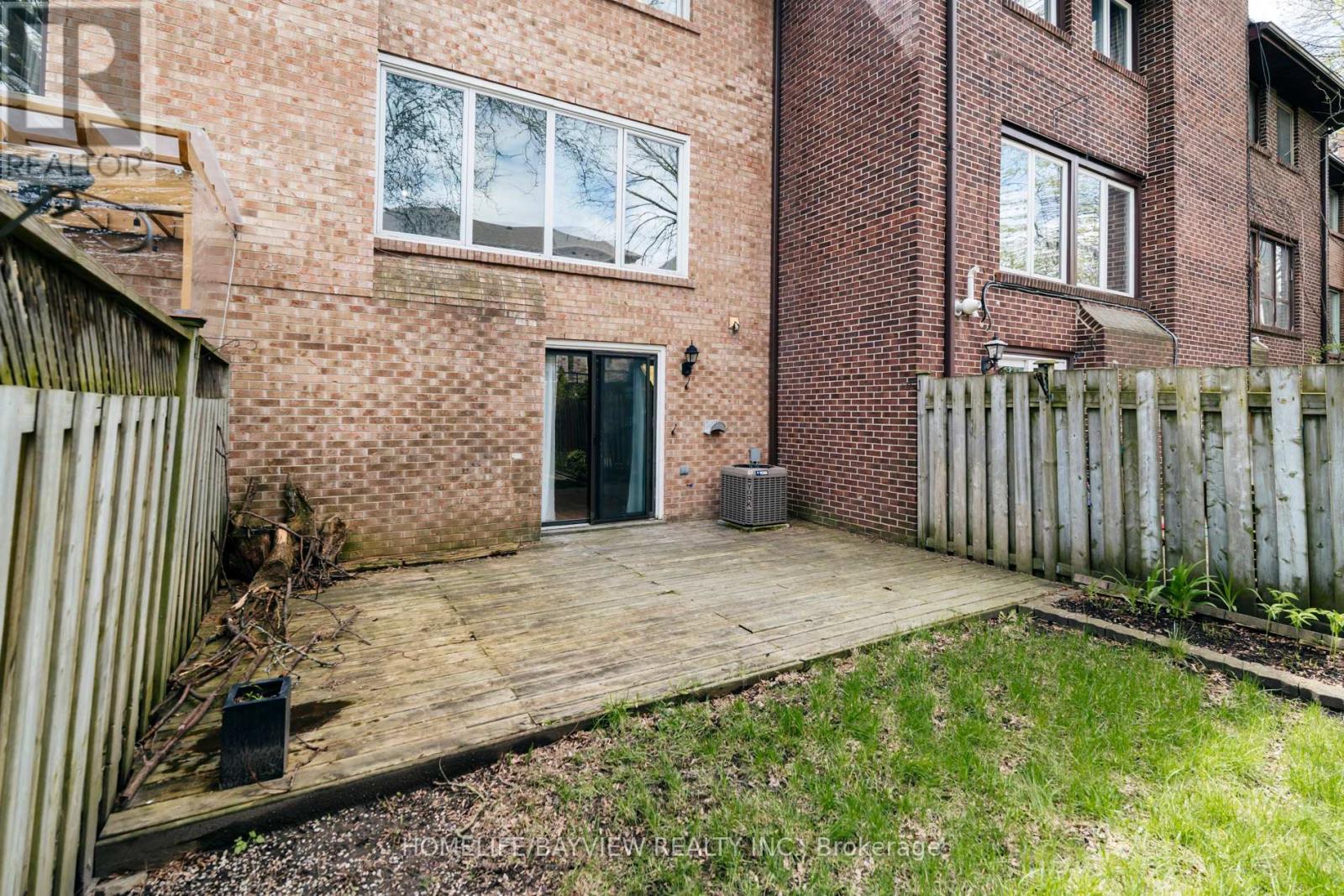 17 STONEHAM ROAD - 37