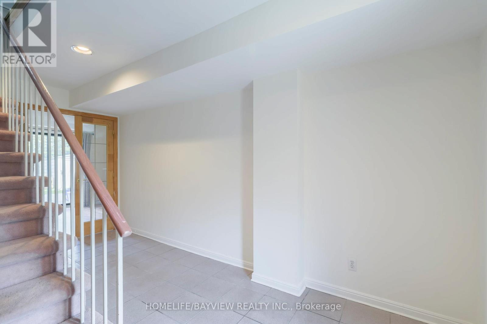 17 STONEHAM ROAD - 4