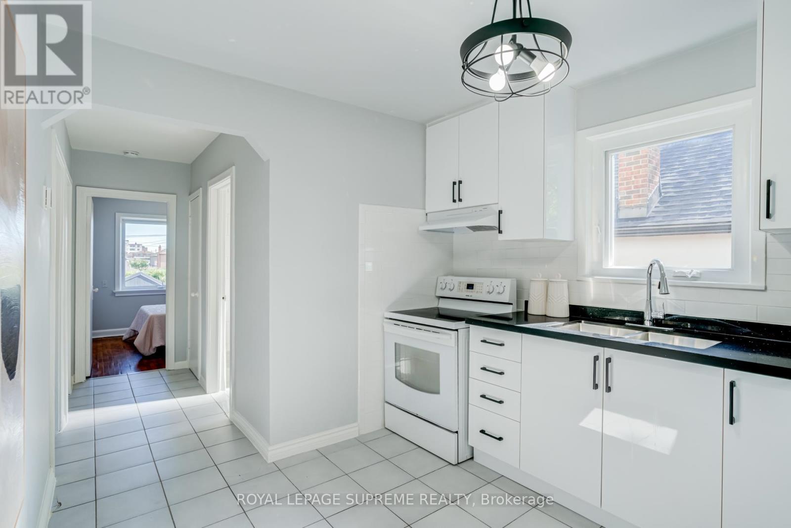 45 BEECHBOROUGH AVENUE - 11