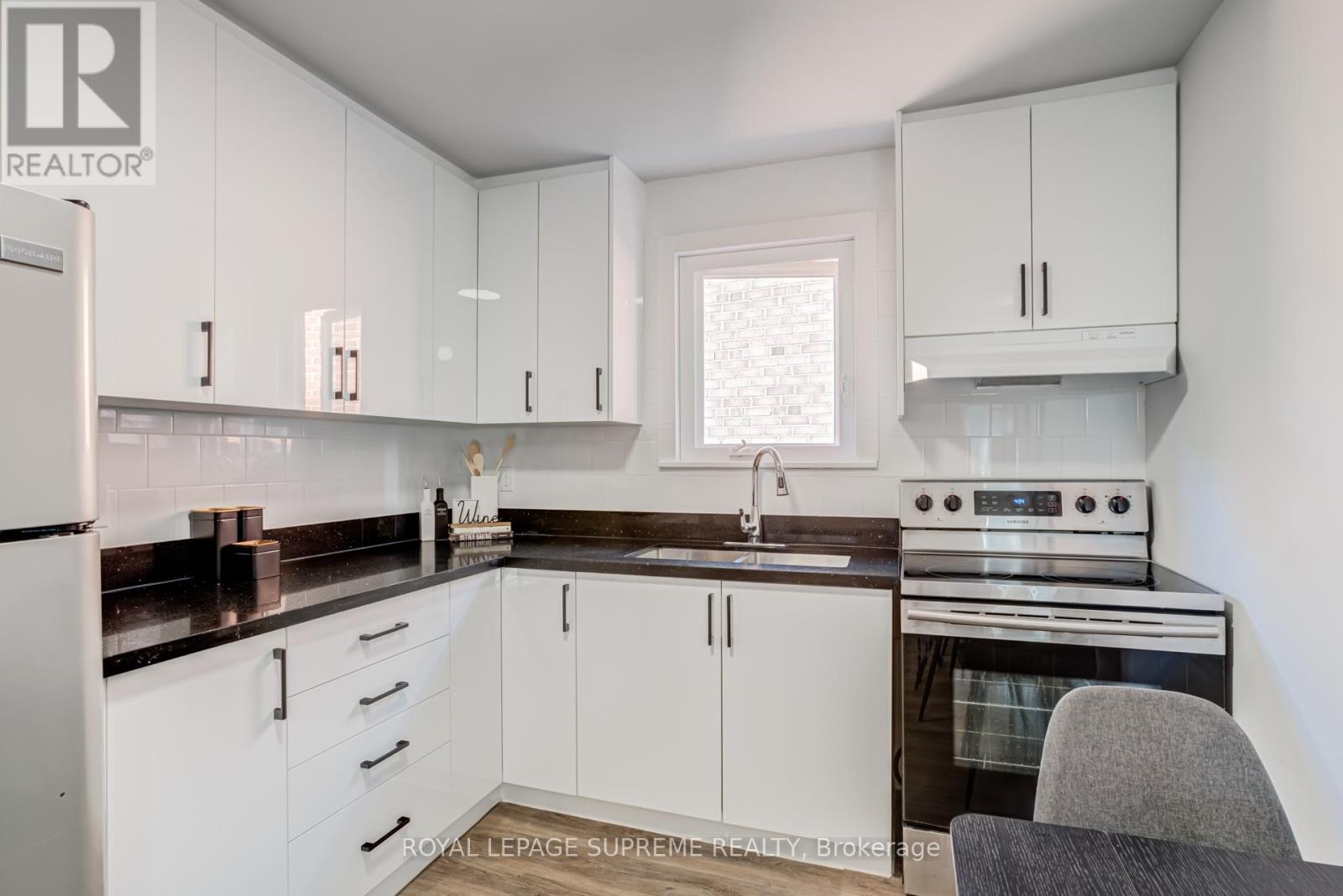 45 BEECHBOROUGH AVENUE - 23
