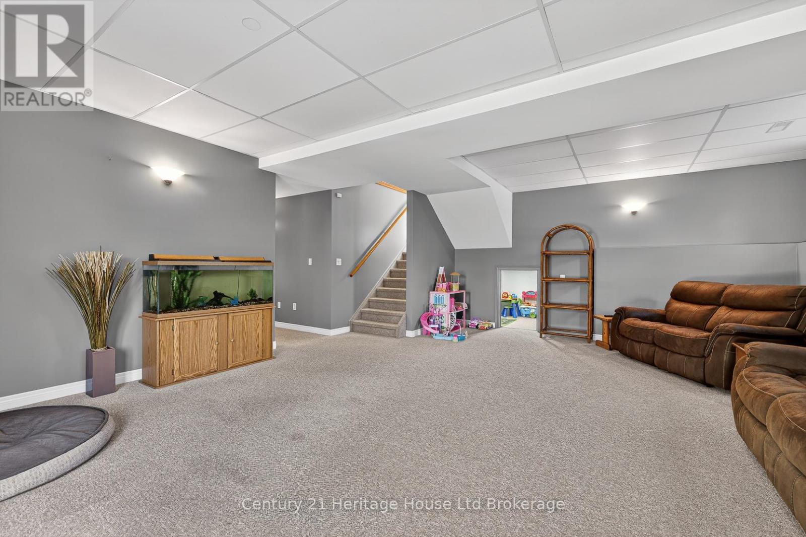 1567 FORESTRY FARM ROAD - 20