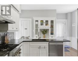 30 Shrewsbury Street, Stratford, ON N5A2V5 Photo 17