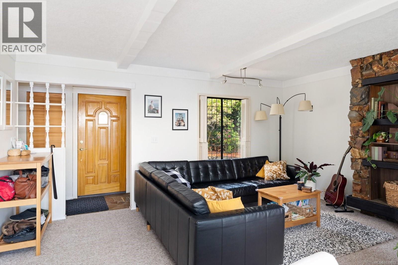 2036 Neptune Rd - 10