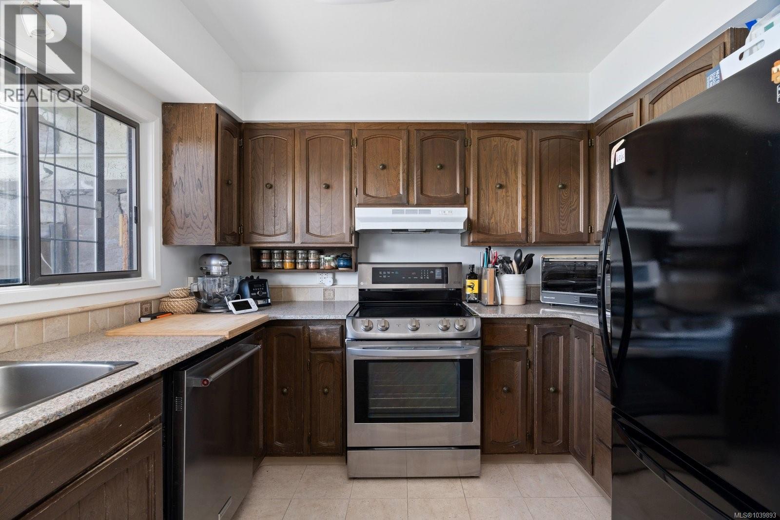 2036 Neptune Rd - 22