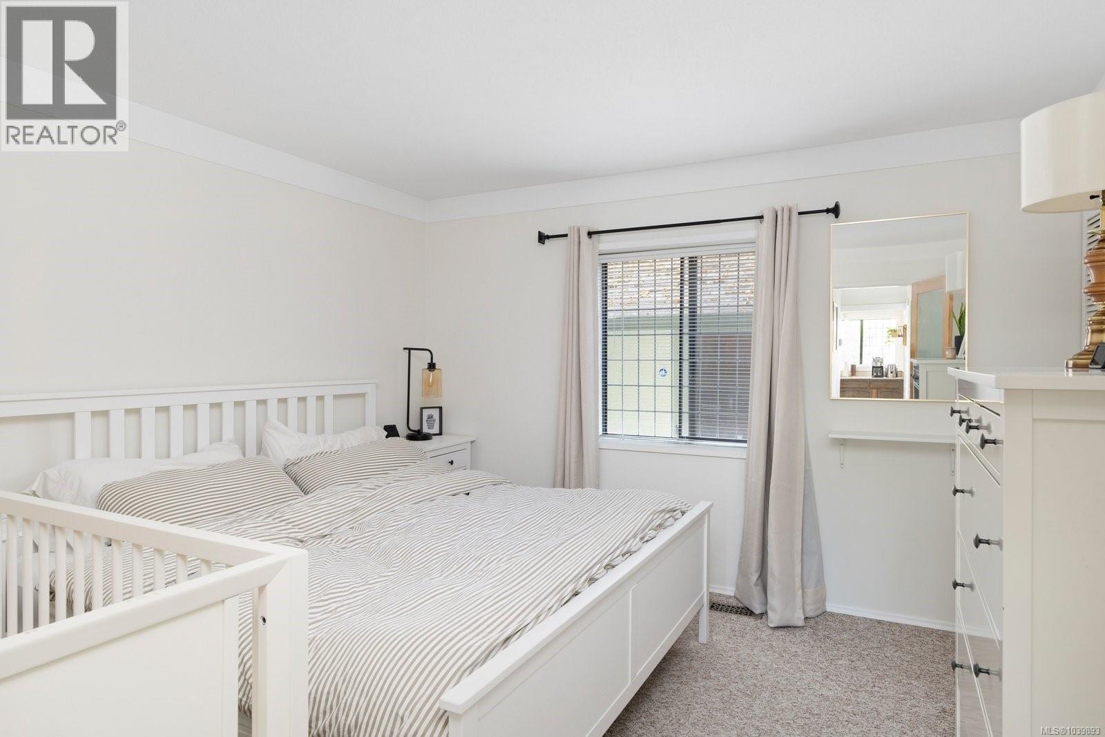 2036 Neptune Rd - 24