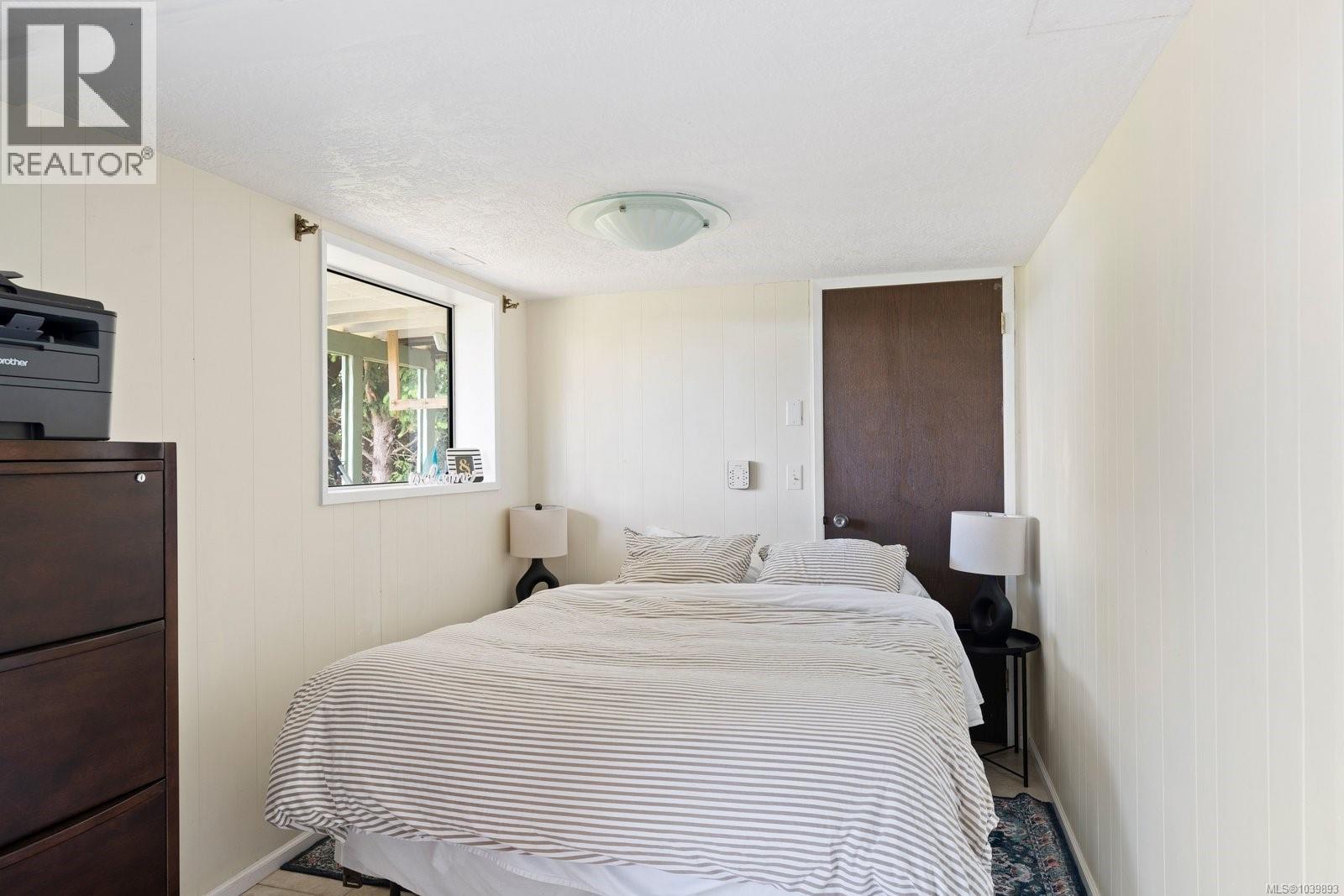 2036 Neptune Rd - 32