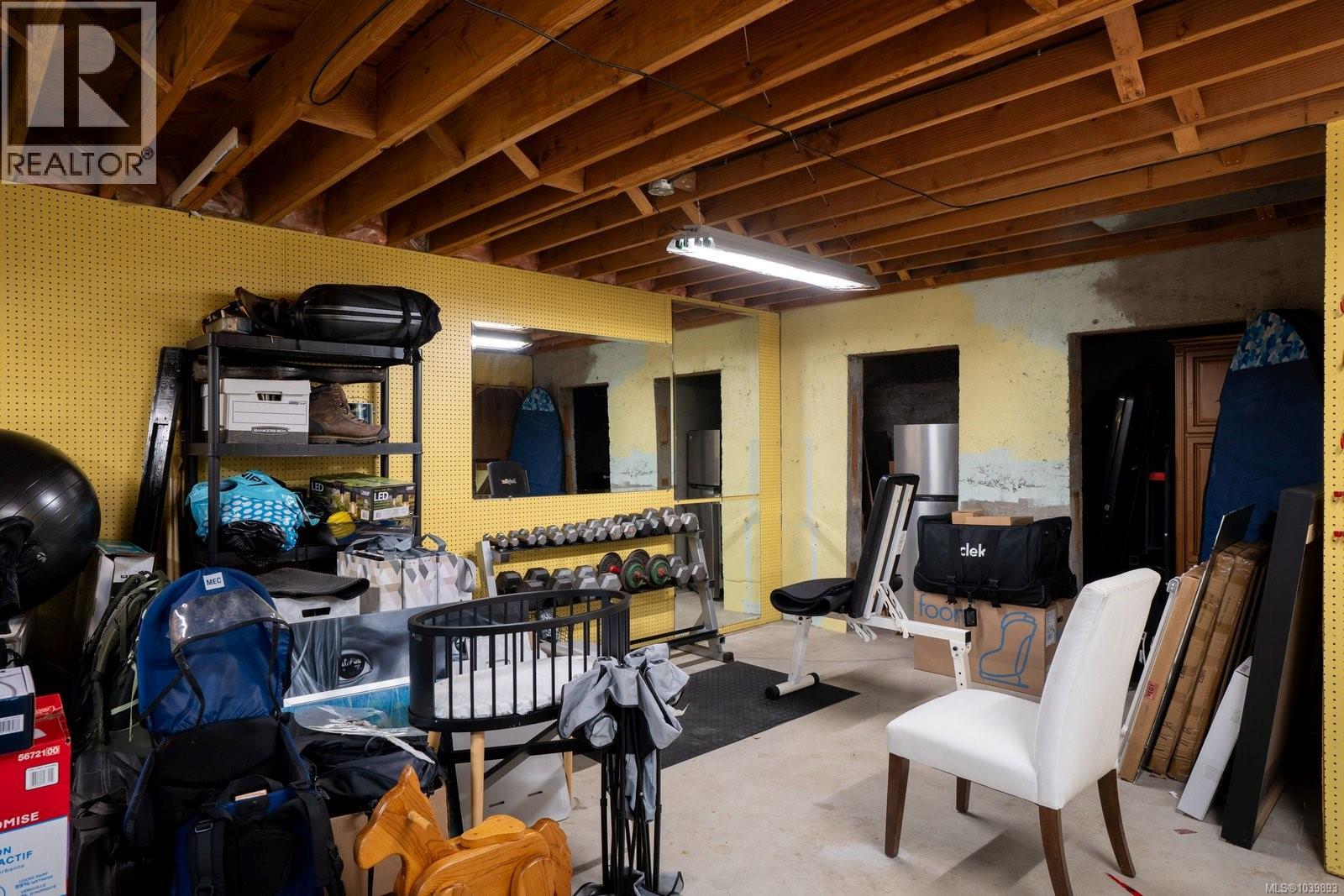 2036 Neptune Rd - 37