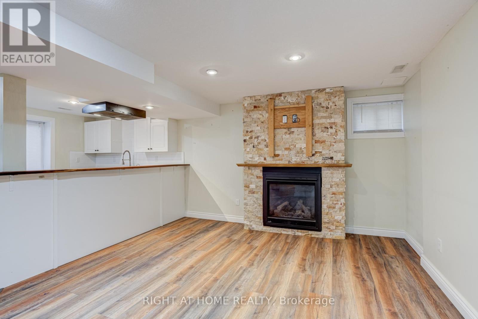38 WASHINGTON STREET - 22