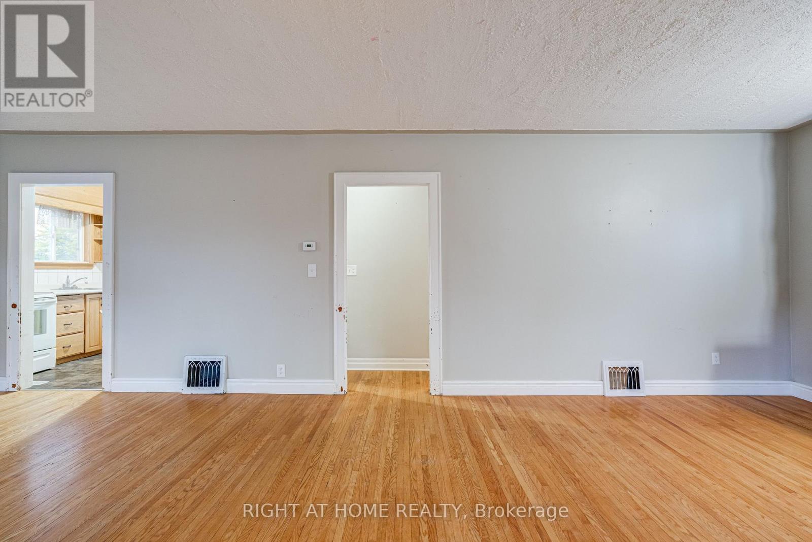 38 WASHINGTON STREET - 7