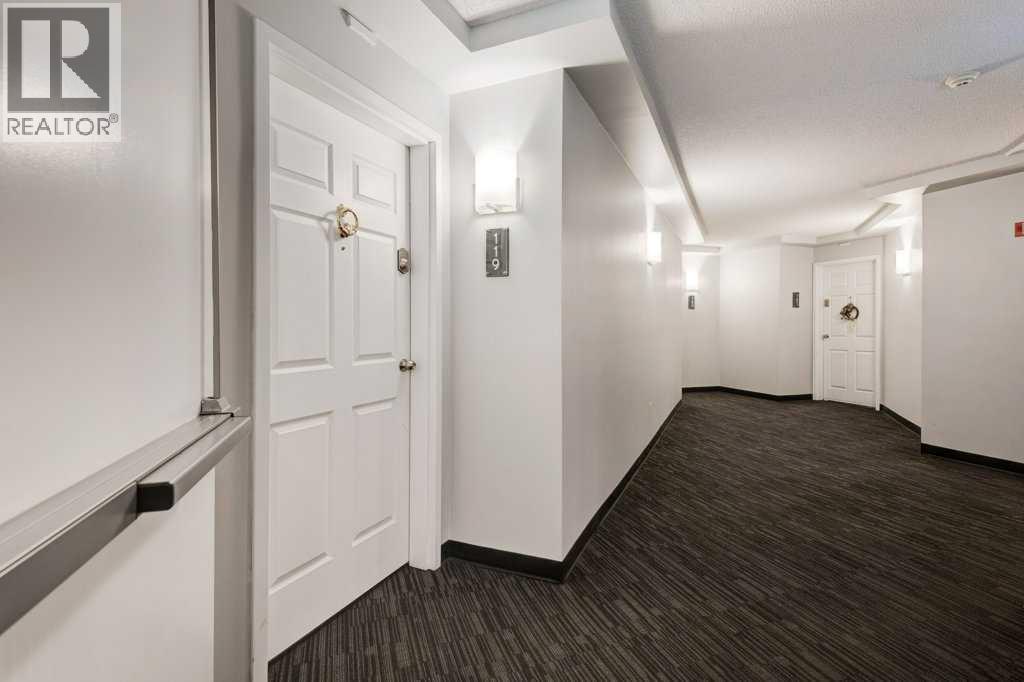 #119 10 Sierra Morena Mews SW - 28