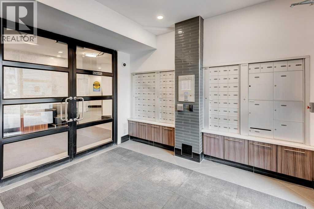 #119 10 Sierra Morena Mews SW - 31
