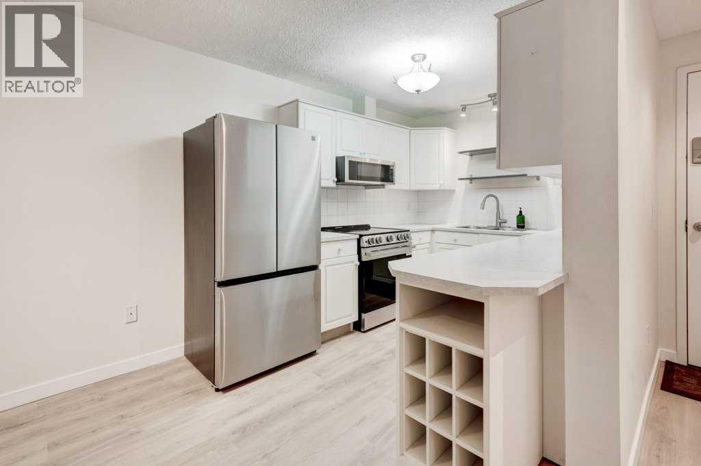 #119 10 Sierra Morena Mews SW - 11
