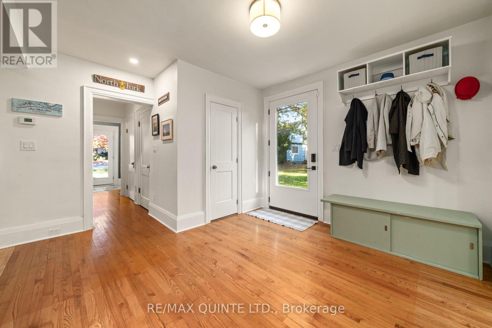 126 DUFFERIN AVENUE - 19