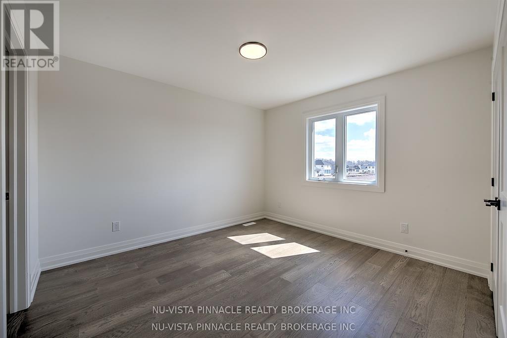 6517 HEATHWOODS AVENUE - 33