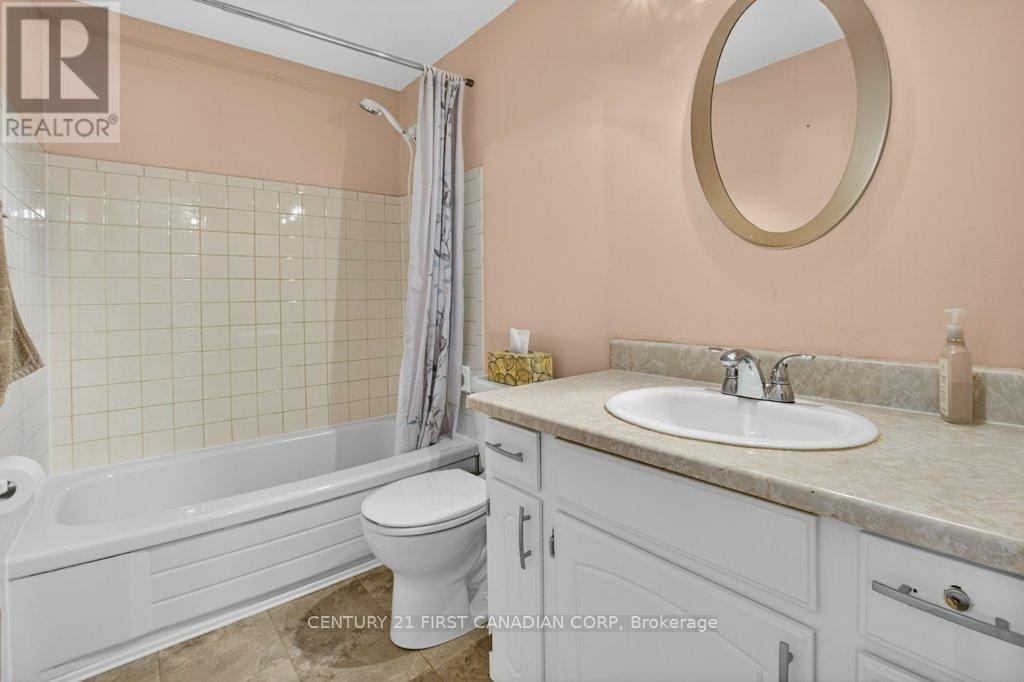 #114 1775 CULVER DRIVE - 18