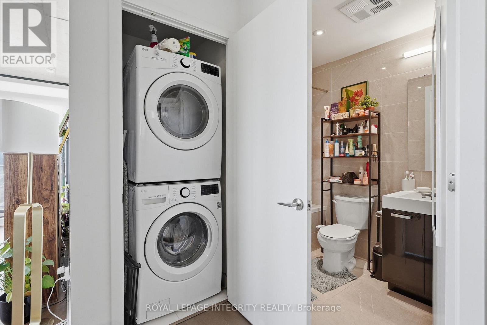 #1203 203 CATHERINE STREET - 25