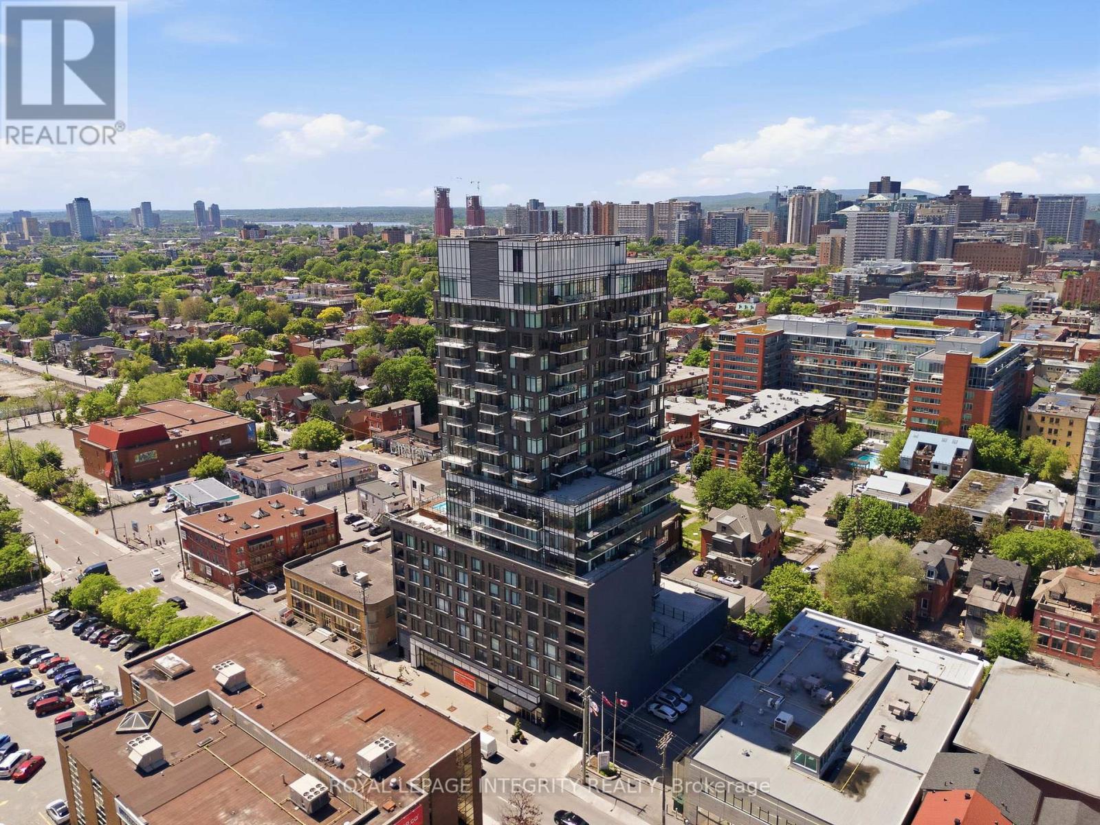 #1203 203 CATHERINE STREET - 31