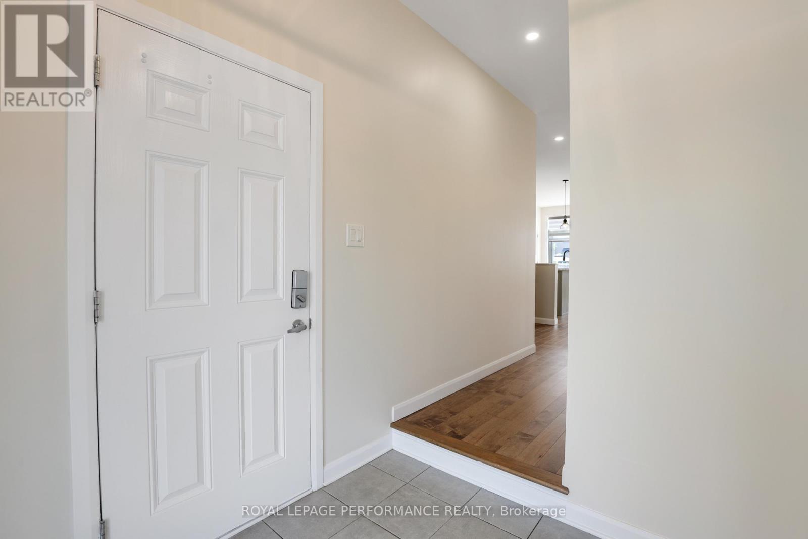 44 GARDENPOST TERRACE - 5