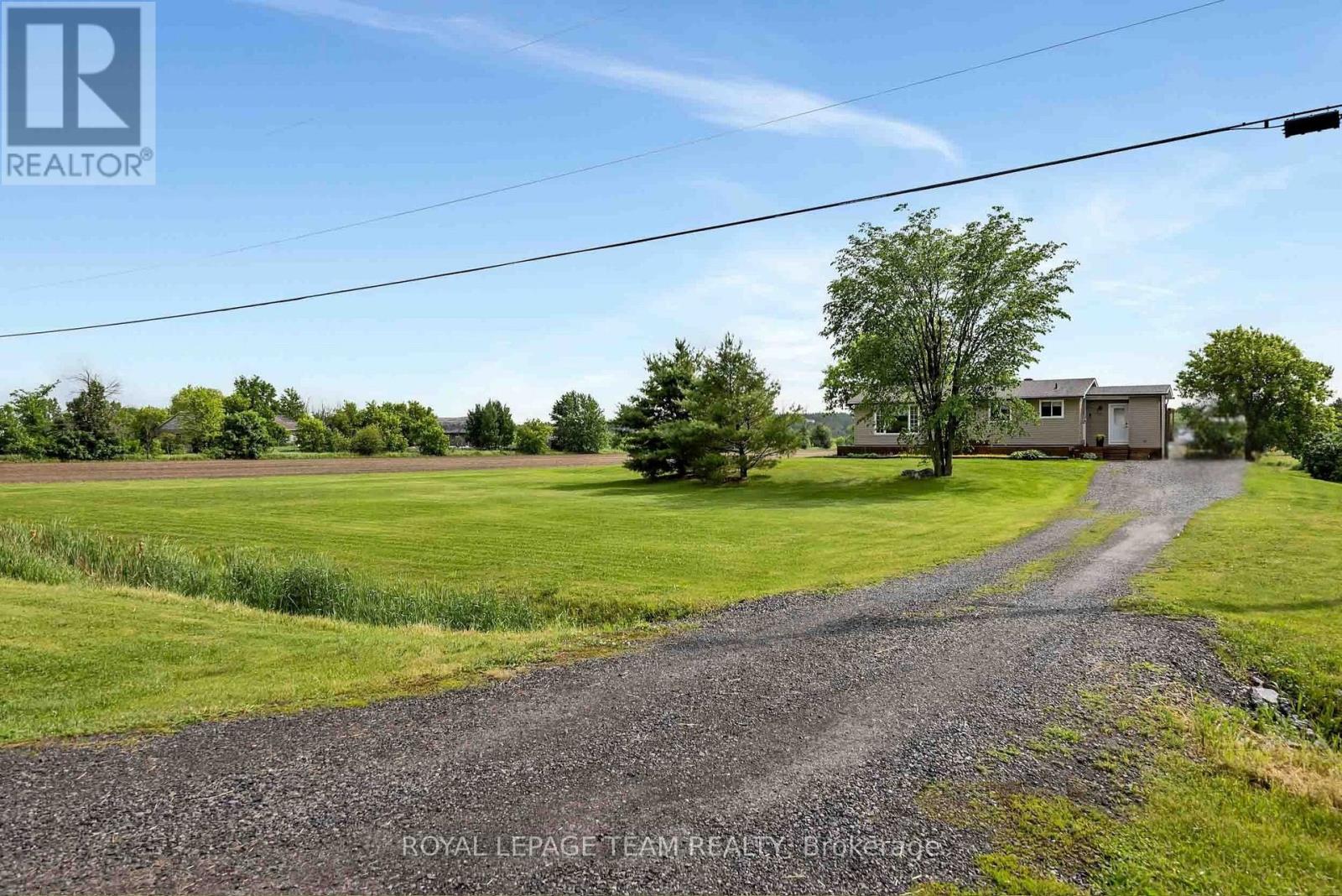 3217 WOODKILTON ROAD — photo 3 of 49