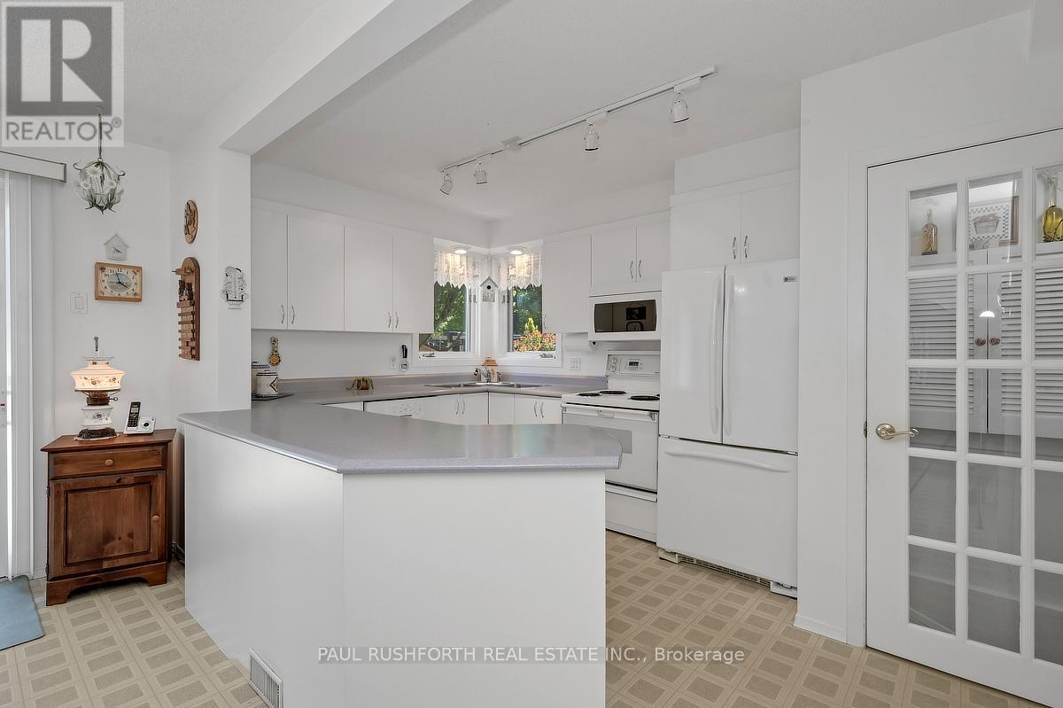 10 PRINCE ALBERT STREET — photo 11 of 28