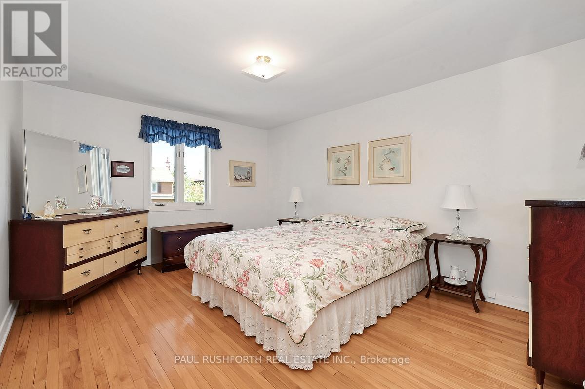 10 PRINCE ALBERT STREET — photo 14 of 28