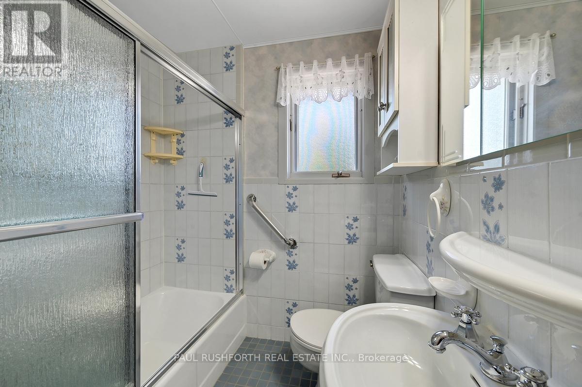 10 PRINCE ALBERT STREET — photo 15 of 28