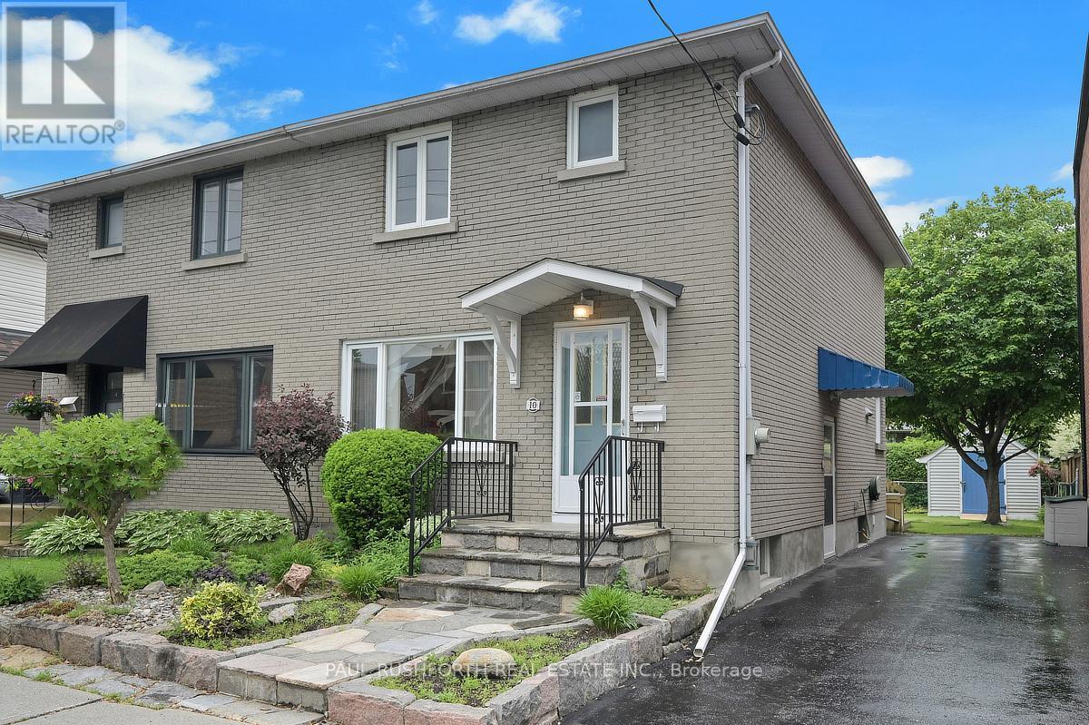 10 PRINCE ALBERT STREET — photo 2 of 28