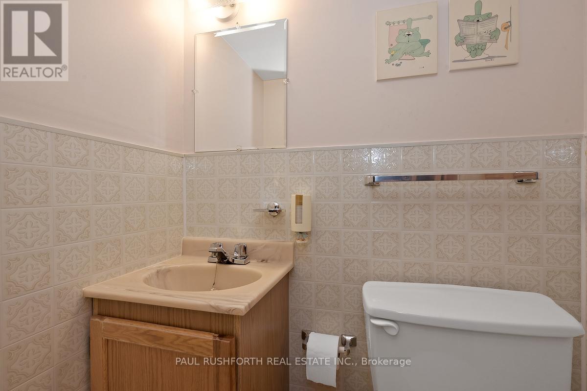 10 PRINCE ALBERT STREET — photo 21 of 28