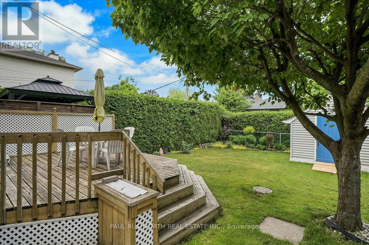10 PRINCE ALBERT STREET — photo 23 of 28