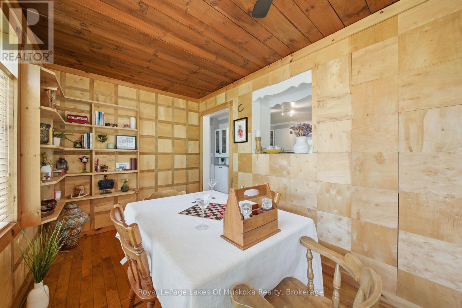 11 CAROL STREET W - 13