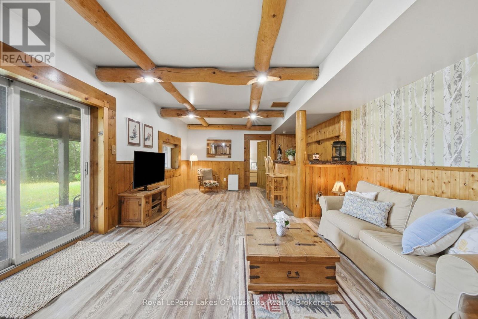 11 CAROL STREET W - 33