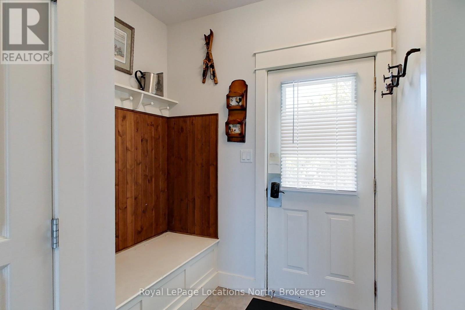 #108 115 FAIRWAY COURT - Image 4
