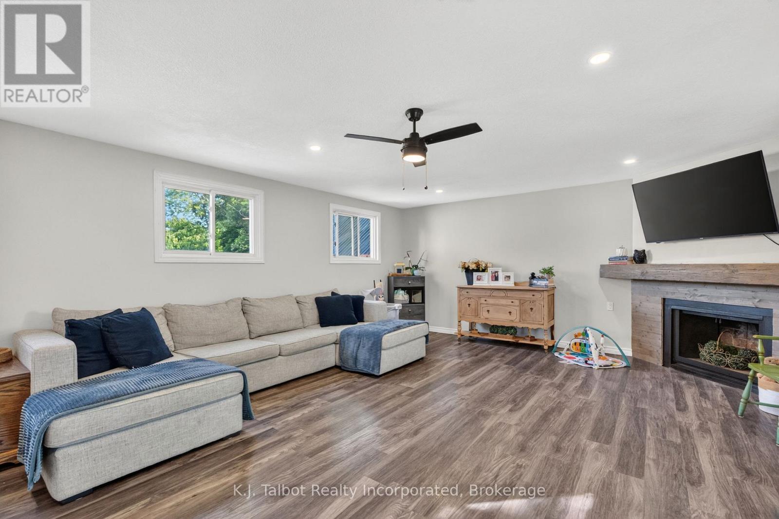 345 CAMBRIDGE STREET - 18