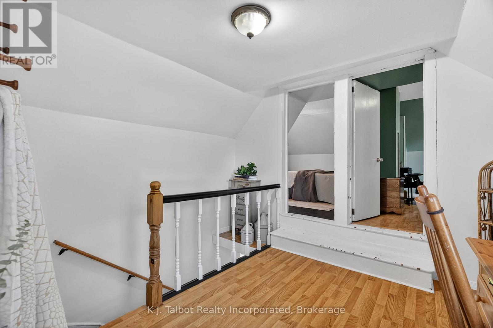 345 CAMBRIDGE STREET - 21