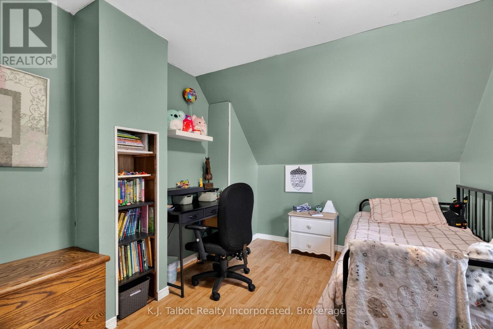345 CAMBRIDGE STREET - 23